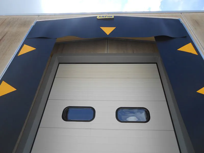 DOCK SHELTERS